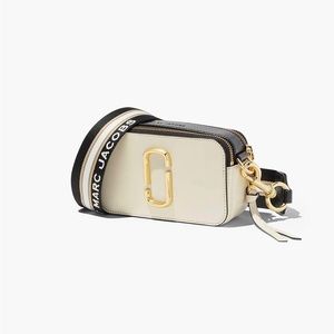 Marc Jacobs Snapshot